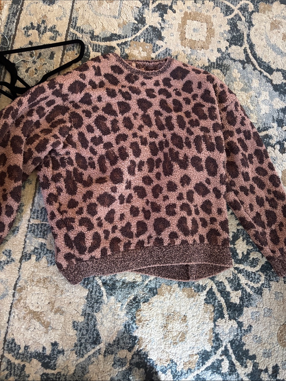 skims oversized pullover in sienna leopard print